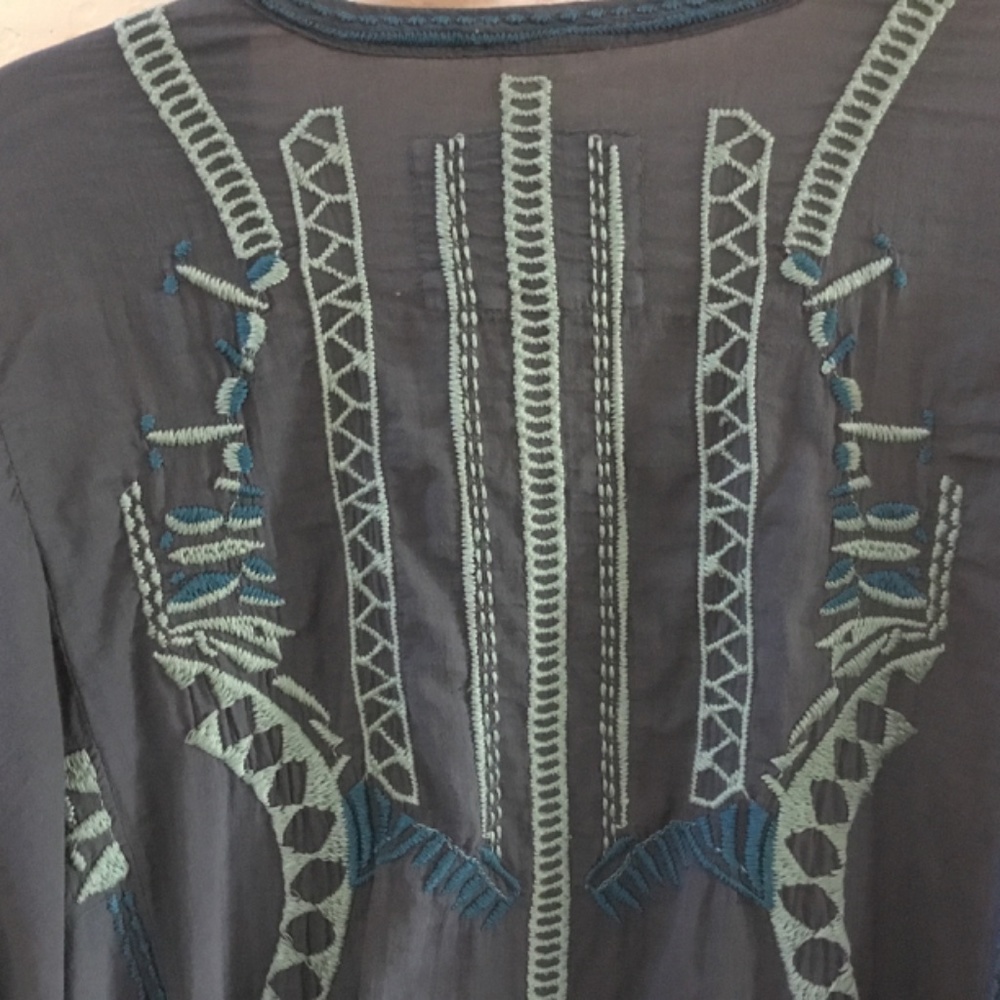 BIya embroidered Blouse size L - Picture 3 of 7